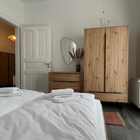 Direct Moselle View 200m² 4 Sz 10pers Terrace